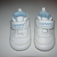 Малки обувчици Carters №18 като нови, снимка 2 - Бебешки обувки - 11752297