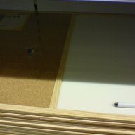 Бяла дъска за писане, чертане, рисуване и коркова с кабърчета за бележки с дървени рамки 60х90 см., снимка 15 - Други стоки за дома - 9571681