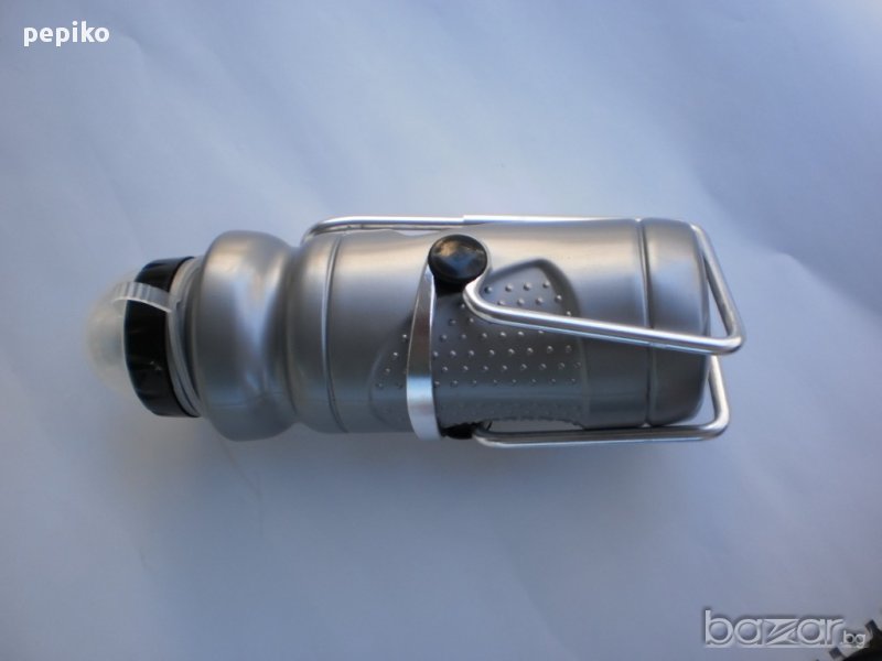 Продавам колела внос от Германия стойка и бидонче за велосипед,за течности, снимка 1