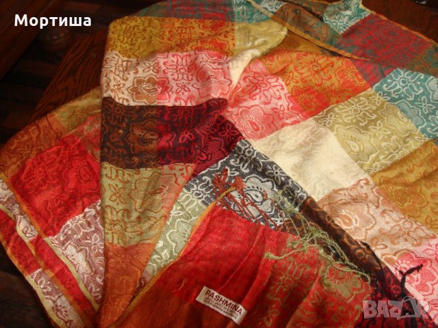 100% кашмир шал парео , снимка 3 - Шалове - 21789512
