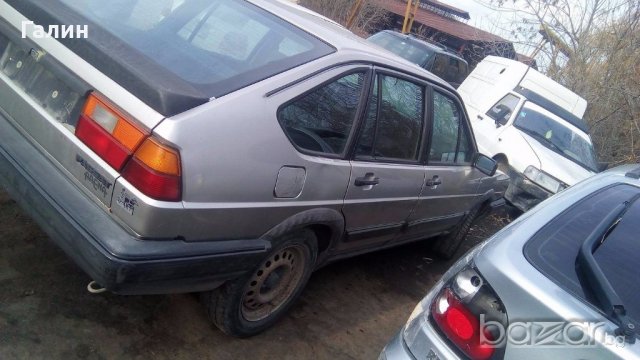 Продавам Пасат 1 на части, снимка 9 - Автомобили и джипове - 20014189