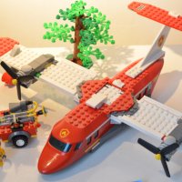 Lego City 4209 Пожарникарски самолет, снимка 3 - Конструктори - 23867102