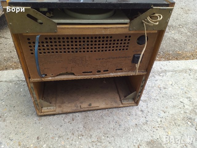 Радиограмофон VEF Rapsodija , снимка 8 - Радиокасетофони, транзистори - 25111442