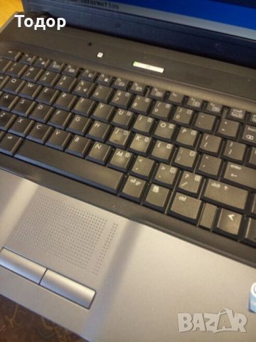 лаптоп HP 530 на части