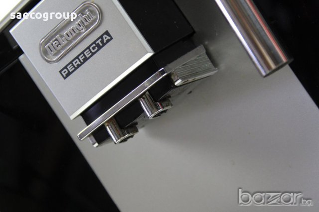 Кафе машина DeLonghi ESAM 5400, снимка 4 - Кафемашини - 10974614