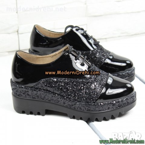 Дамски спортни обувки черни с брукат код 335, снимка 1 - Дамски ежедневни обувки - 23477485