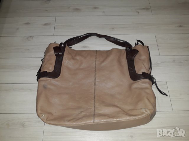 Голяма светлокафява чанта марка Francesco Biasia с къси дръжки, снимка 2 - Чанти - 23623690