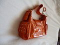 НОВА Дамска чанта Оранж с лак релеф за през рамо - Внос, снимка 9