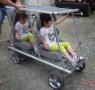 Продавам ПОРЪЧКОВА количка за деца-близнаци от 2 до 6 години