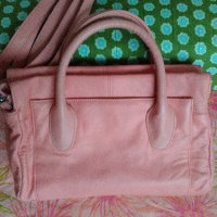 Розова чанта, естествена кожа, Domo, коралова, средна, като нова, снимка 3 - Чанти - 9466225
