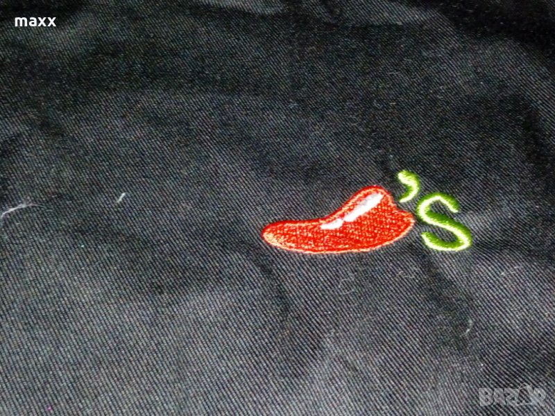 Черна престилка 34 х58 см с чушка , бродерия , Двулицева, Три джоба, снимка 1