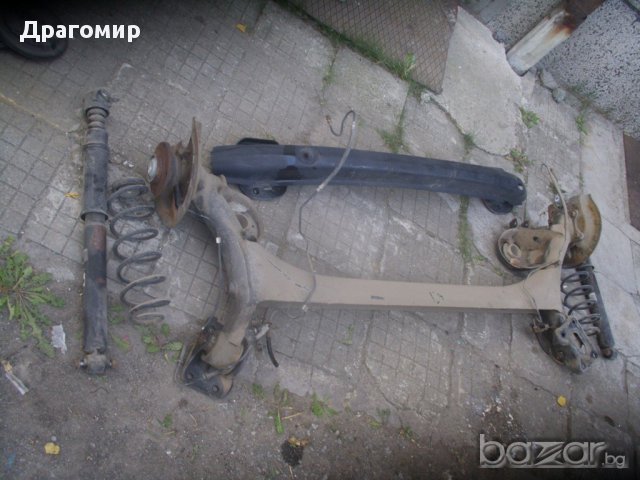 Пежо 307 2.0 бензин 136 к.с. - НА ЧАСТИ!, снимка 4 - Автомобили и джипове - 12851154