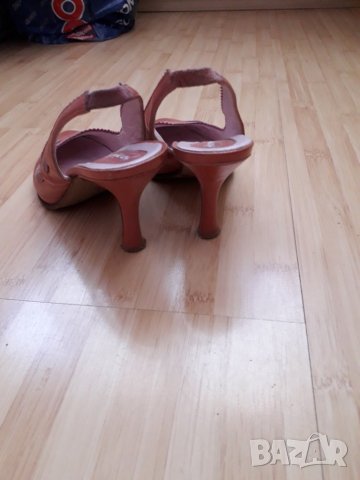 Дамски кожени летни обувки Размер 35-36, снимка 4 - Дамски ежедневни обувки - 25979348