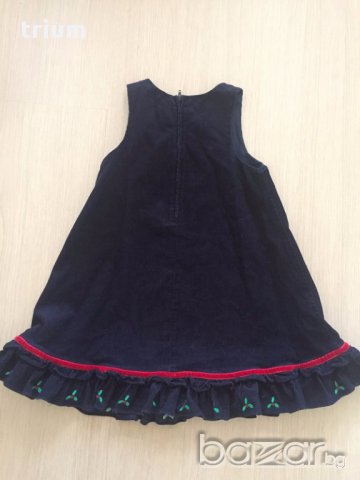 Прекрасна коледна рокля с красиви апликации, ръст 116см., снимка 4 - Детски рокли и поли - 16788577