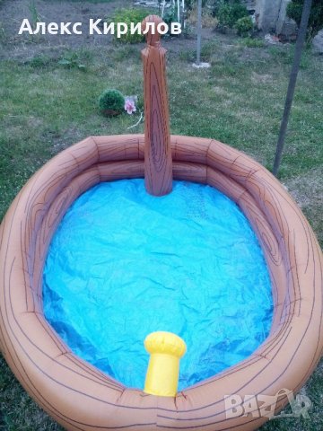 Лодка-басейн, снимка 1