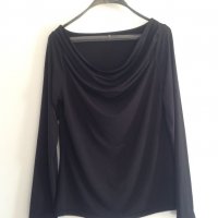 Елегантна черна блуза, снимка 2 - Блузи с дълъг ръкав и пуловери - 24300427