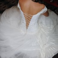 дизайнерска булченска рокля и аксесоари, снимка 16 - Рокли - 6873652