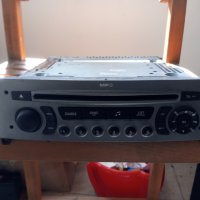 Оригинално радио Peugeot 308 RD4 MP3, снимка 1 - Аксесоари и консумативи - 23037542