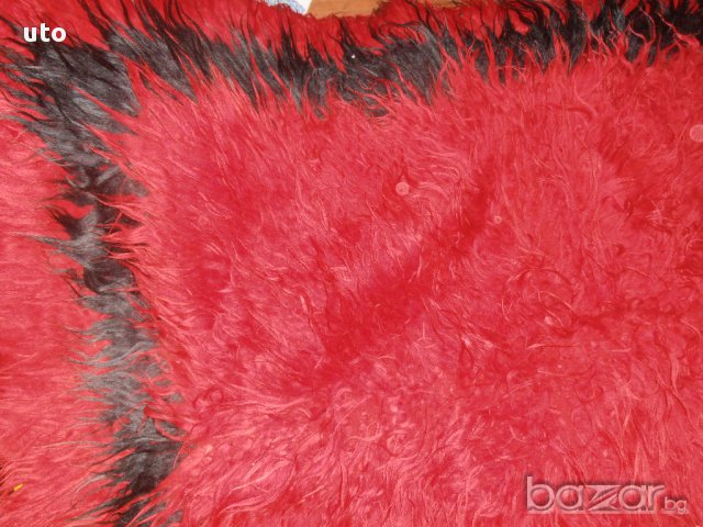 Родопска бяла и червена кичка 100% вълна, снимка 2 - Покривки за легло - 17471373