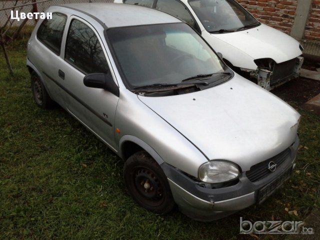 Продавам Opel Corsa - на части