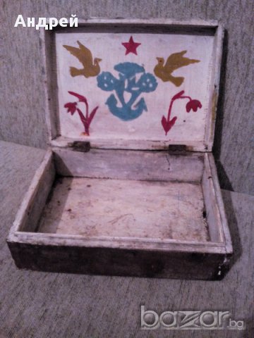 Старинна дървена кутия, снимка 5 - Антикварни и старинни предмети - 17833077