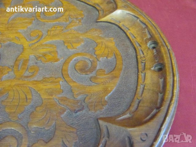 Стар дървен махагонов поднос ,ръчно резбован,монограм, снимка 5 - Декорация за дома - 24312453