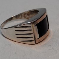 Стар сребърен руски СССР пръстен с оникс и злато, снимка 1 - Пръстени - 22801042