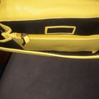 Оригинална дамска чанта ким кардашиян +подарък слънчеви очила , снимка 2 - Чанти - 26201859