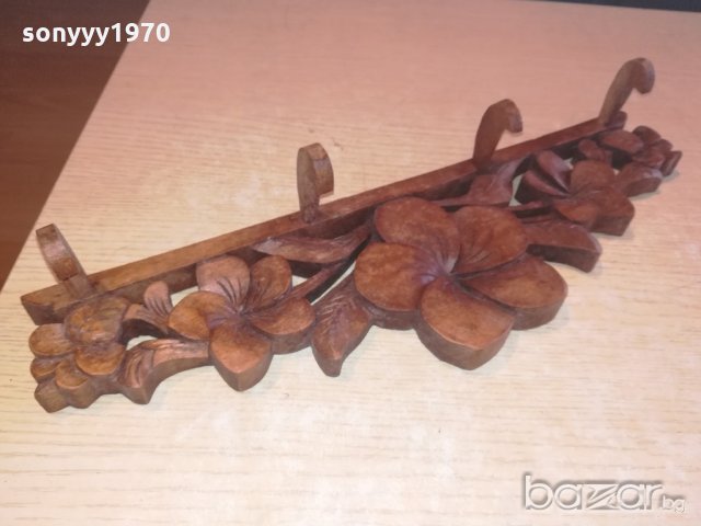 дървена закачалка с дърворезба-внос швеицария-42х13х8см, снимка 9 - Колекции - 20971433