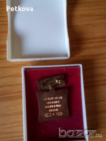 Ордени, медали, значки, снимка 13 - Антикварни и старинни предмети - 14941601