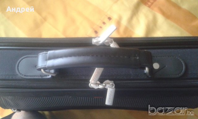 Лаптоп чанта Toshiba, снимка 8 - Лаптоп аксесоари - 18681212