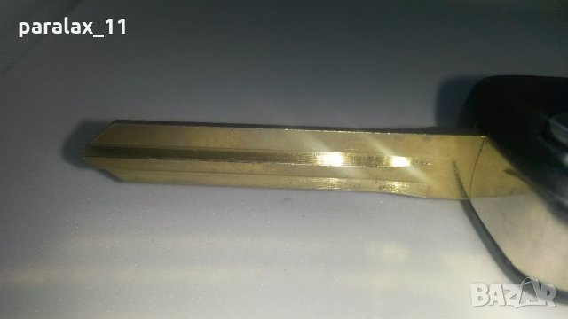 Кутийка за ключ с 3 бутона за Nissan и INFINITI , снимка 2 - Части - 21824840