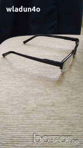 Нови  рамки със диоптрични стъкла +3, 75, снимка 2 - Слънчеви и диоптрични очила - 20919021