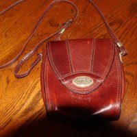 РАЗПРОДАЖБА  Италианска чанта естествена кожа , снимка 9 - Чанти - 20598839