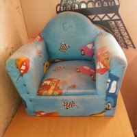  маси със столчета, снимка 1 - Мебели за детската стая - 24218861