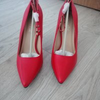 Нови обувки, снимка 4 - Дамски обувки на ток - 24778414
