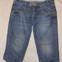 Дънкови панталони Redstar къси ,дамски , снимка 1 - Дънки - 20869205