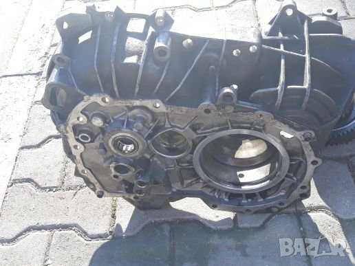 Преден корпус и раздатъчна кутия за Рено RX 4, снимка 4 - Части - 24001440