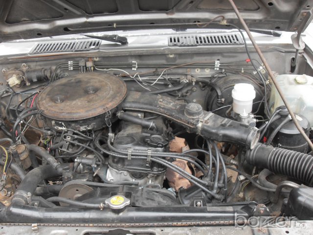   Продавам на части Нисан Терано 2400 бензин и 2700 тд 92 г / Nissan Terrano, снимка 5 - Автомобили и джипове - 7005930