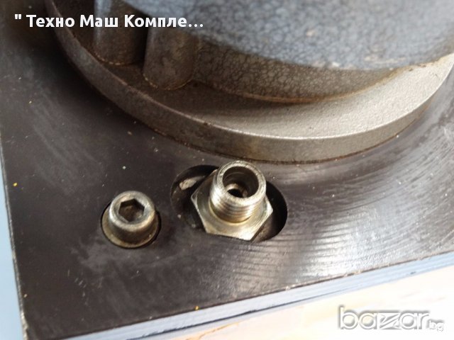 Смазочна станция тип: Х8182.405 клептуза, снимка 6 - Други машини и части - 15434583