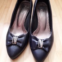 Дамски обувки тъмносини среден ток, снимка 1 - Дамски обувки на ток - 22558950
