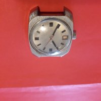 Стар механичен часовник , снимка 2 - Антикварни и старинни предмети - 25309303