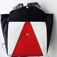 Елегантна нова италианска чанта POLLINI , снимка 8 - Чанти - 12876233