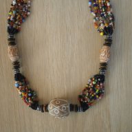 Традиционен африкански гердан-комбинация от пясъчна мъниста и теракота, снимка 5 - Колиета, медальони, синджири - 17601423