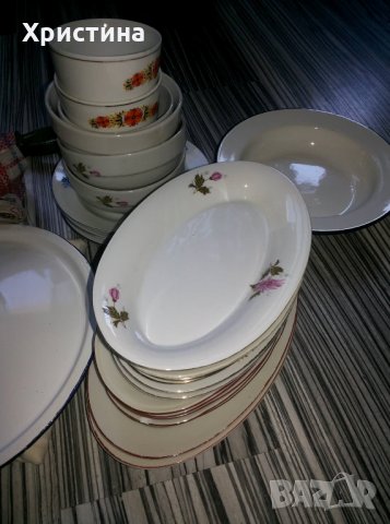 Стари порцеланови чинии,плата , купички и др., снимка 3 - Сервизи - 21659622