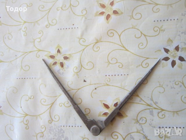 Уникален железен  занаятчийски пергел маркиран 19 век, снимка 3 - Други инструменти - 25591810