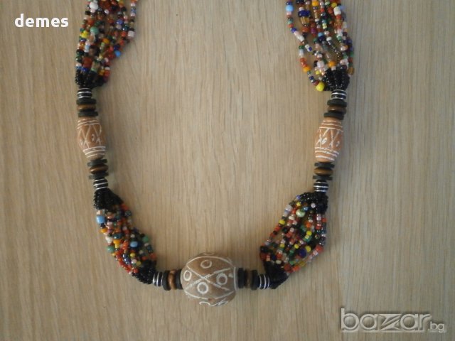 Традиционен африкански гердан-комбинация от пясъчна мъниста и теракота, снимка 5 - Колиета, медальони, синджири - 17601423