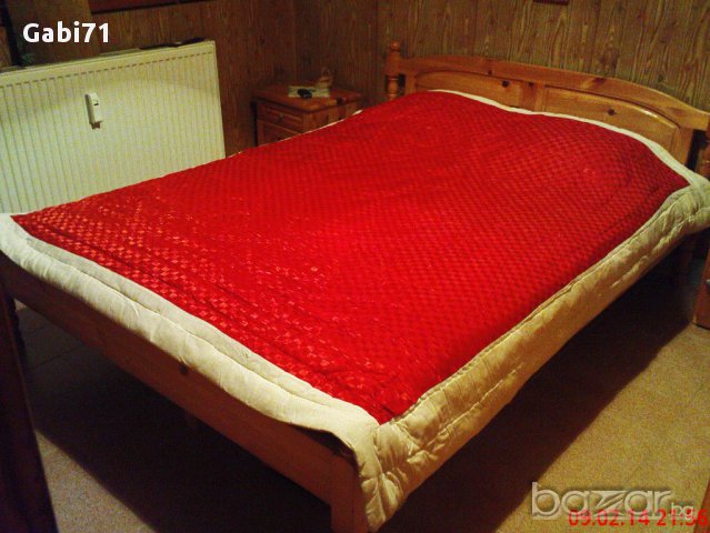 Юрган във видимо добро състояние, снимка 1 - Олекотени завивки и одеяла - 16725387