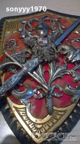 Герб с сабя за стена-30/22см-внос швеицария, снимка 10 - Антикварни и старинни предмети - 13901788