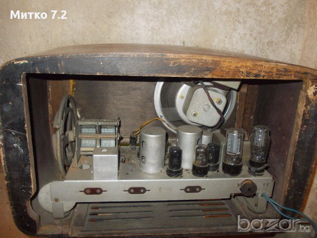 радиоапарат балтика , снимка 6 - Антикварни и старинни предмети - 14204167